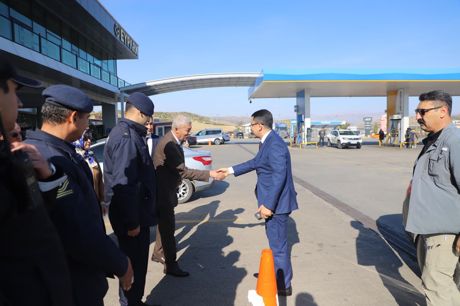 valiligimizin-duzenledigi-muhtarlar-gunu-kahvalti-programina-katilim-sagladik