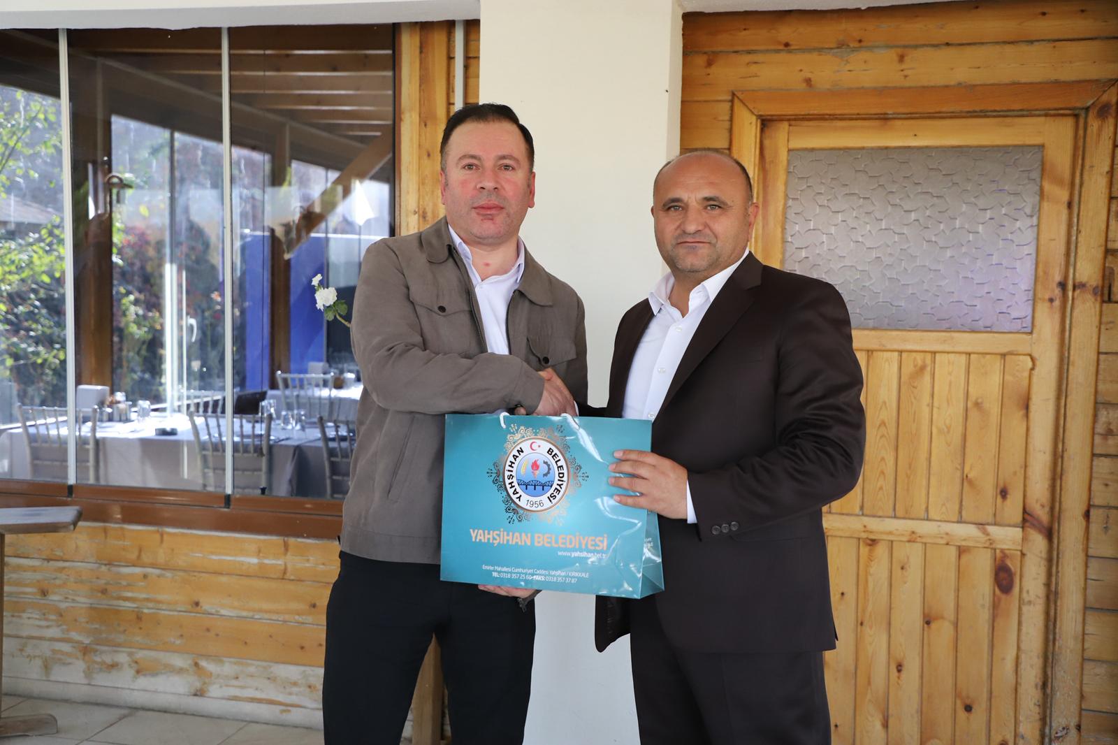 emekli-olan-personellerimize-veda-yemegi-duzenledik