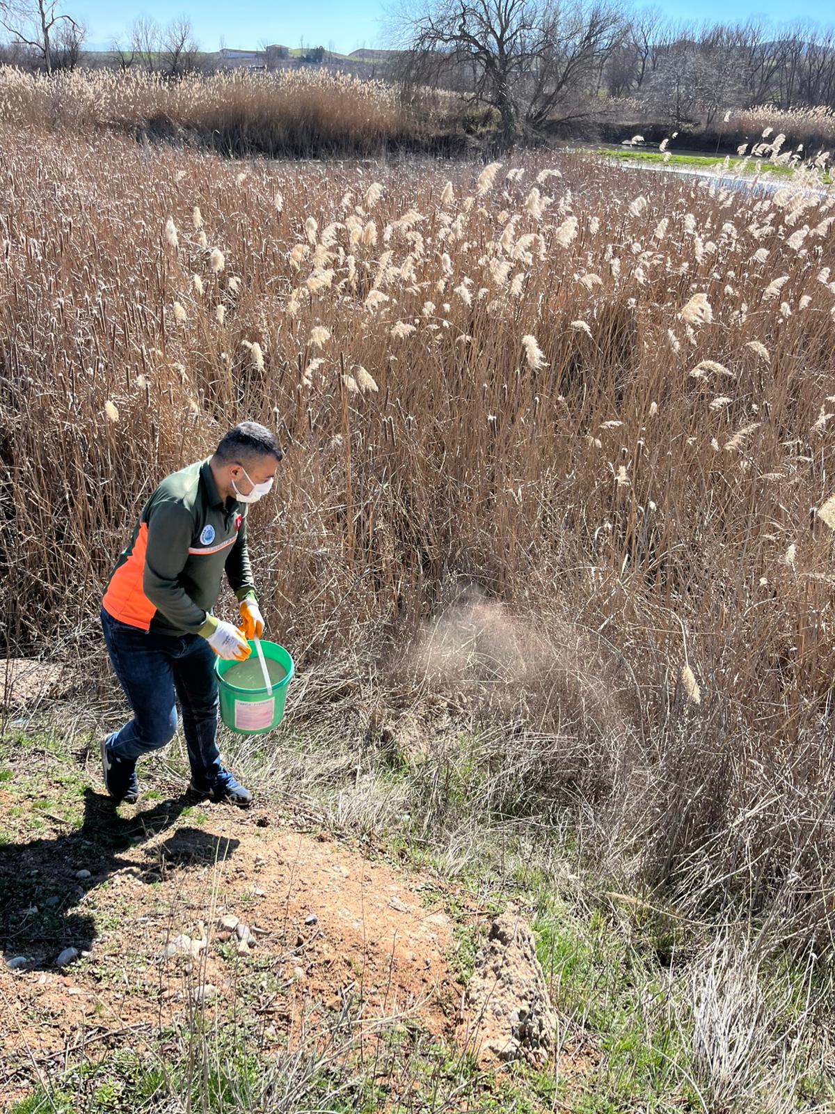 sivrisinek-ve-haserelere-karsi-onleyici-ilaclama-calismalarimiz-devam-ediyor