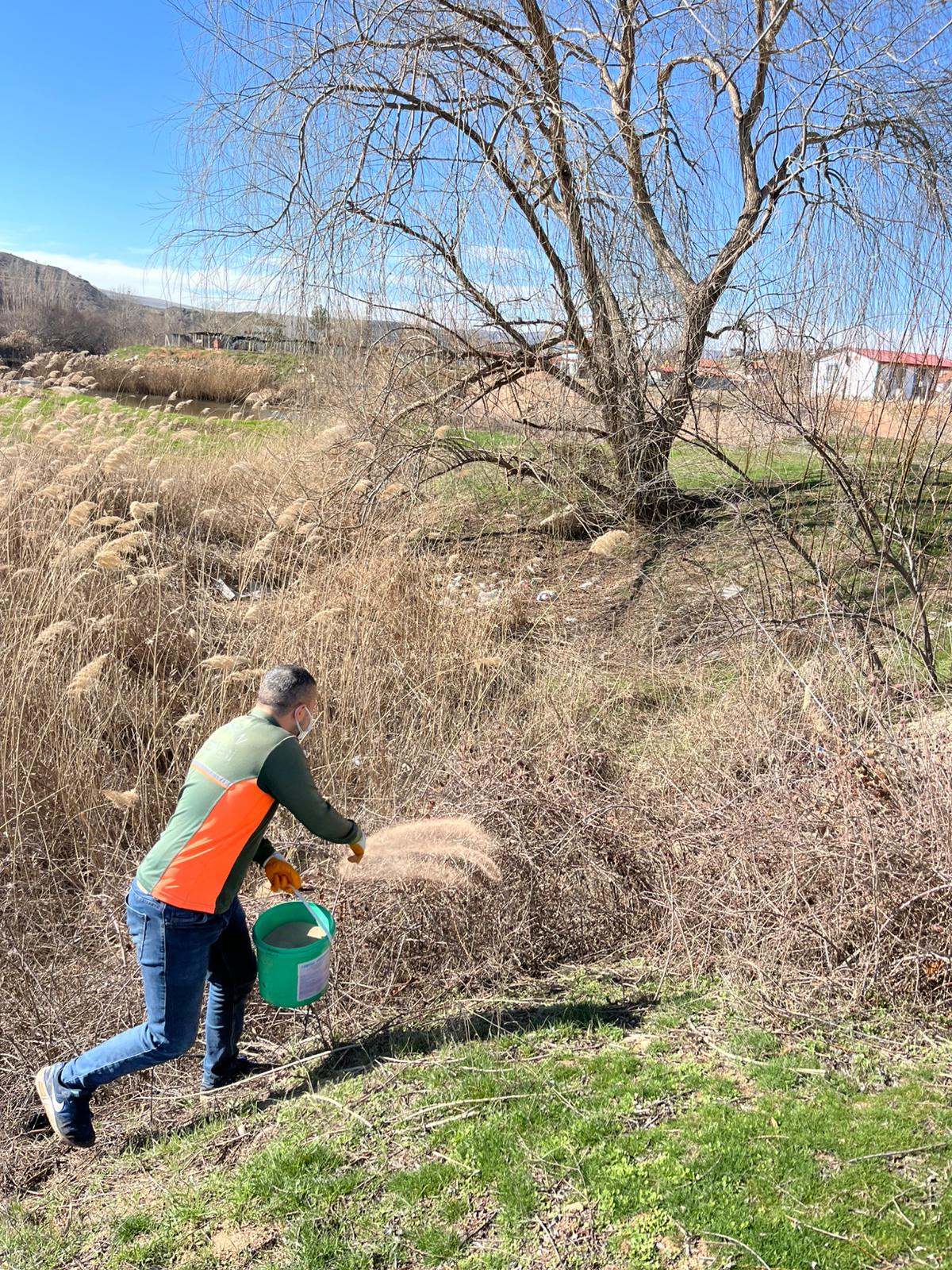 SİVRİSİNEK VE HAŞERELERE KARŞI ÖNLEYİCİ İLAÇLAMA ÇALIŞMALARIMIZ DEVAM EDİYOR